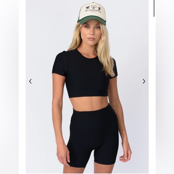 NWT SKATIE “Chrissy” Crop Top - Picture 1 of 6